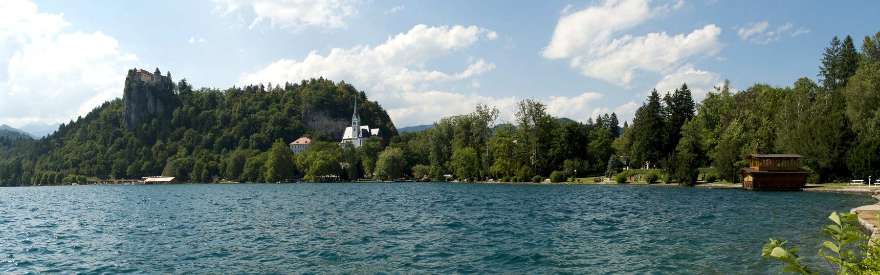 Lake Bled beneath its hilltop castle and the Julian Alps, Slovenia